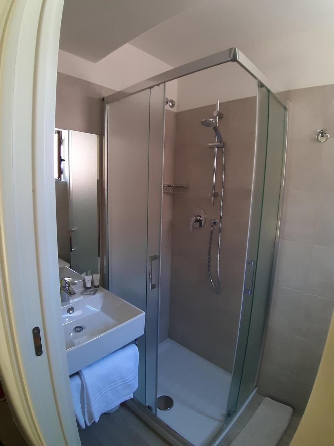 Hotel Pigalle Riccione Eksteriør billede